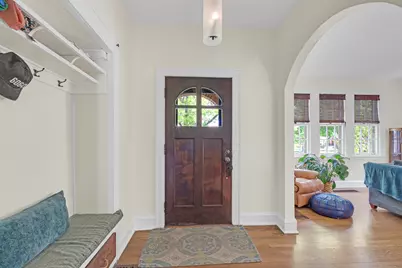 9150 S Hoyne Avenue, Chicago, IL 60643 - Photo 2