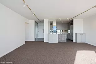 2800 N Lake Shore Dr, Chicago, IL 60657 - Photo 6