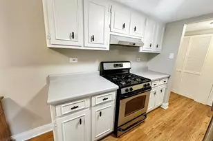 500 Redondo Dr, Downers Grove, IL 60516 - Photo 12