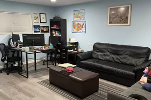 18105 Soleri Dr, Country Club Hills, IL 60478 - Photo 6