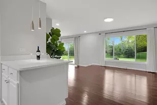 3755 Lexington Dr, Hoffman Estates, IL 60192 - Photo 4
