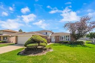 9001 178th St, Tinley Park, IL 60487 - Photo 2