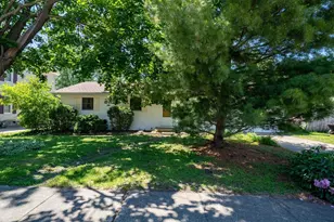 508 N Pearl St, Forrest, IL 61741 - Photo 2