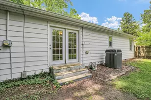 1108 S Mattis Ave, Champaign, IL 61821 - Photo 18