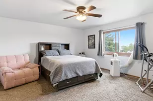2050 Dunmore St, Joliet, IL 60431 - Photo 20