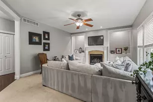 1308 Woodberry Dr, Mahomet, IL 61853 - Photo 10