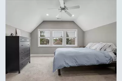 5719 W Dakin Street, Chicago, IL 60634 - Photo 20