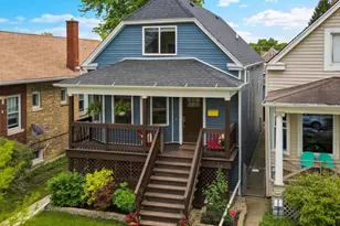 5719 W Dakin St, Chicago, IL 60634 - Photo 2
