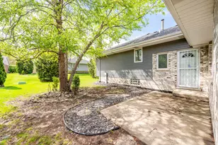 15606 New England Ave, Oak Forest, IL 60452 - Photo 16