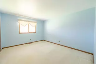 15606 New England Ave, Oak Forest, IL 60452 - Photo 8