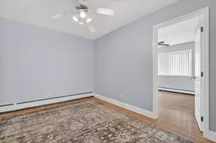 7117 W 93rd St, Oak Lawn, IL 60453 - Photo 10
