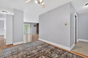 7117 W 93rd St, Oak Lawn, IL 60453 - Photo 8