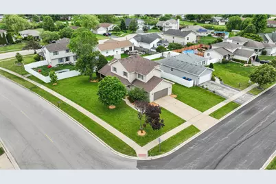 1432 Northfield Meadows Boulevard, Bourbonnais, IL 60914 - Photo 22