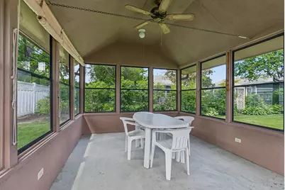 11624 S Ridgeland Avenue, Worth, IL 60482 - Photo 6