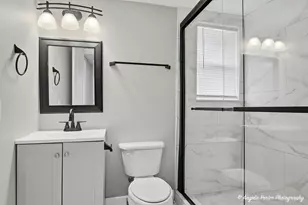 937 N County St, Waukegan, IL 60085 - Photo 12