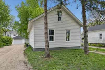 405 S Grant Street, Earlville, IL 60518 - Photo 1