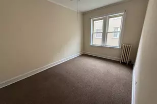 2140 S Gunderson Ave, Berwyn, IL 60402 - Photo 10
