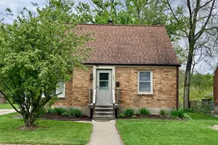 940 N Dement Ave, Dixon, IL 61021 - Photo 20