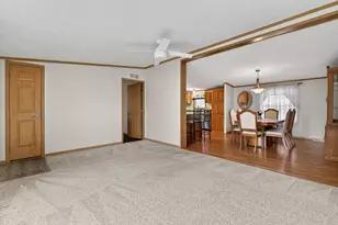 22533 S Woodside Dr, Channahon, IL 60410 - Photo 8