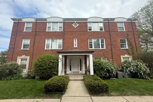 733 Dobson St, Evanston, IL 60202 - Photo 1