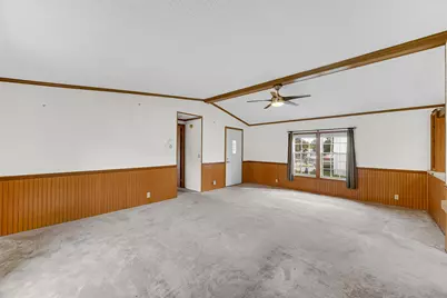 633 Mohawk Trail, Marengo, IL 60152 - Photo 12