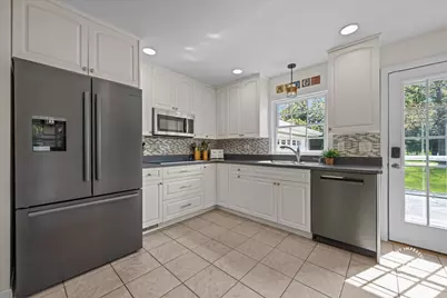 1419 E Forest Avenue, Wheaton, IL 60187 - Photo 12
