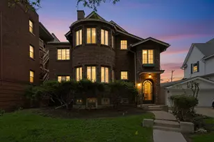 3248 Maple Ave, Berwyn, IL 60402 - Photo 2