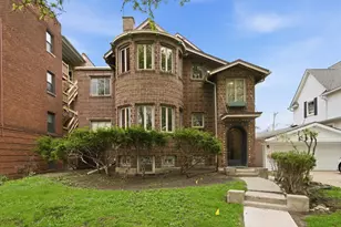 3248 Maple Ave, Berwyn, IL 60402 - Photo 1