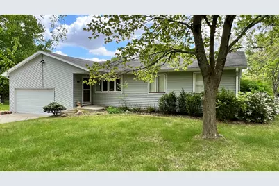 1207 W Dianne Lane, Mahomet, IL 61853 - Photo 1