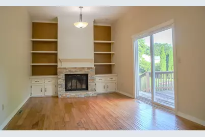 1207 W Dianne Lane, Mahomet, IL 61853 - Photo 2