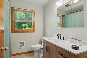 430 E Dent St, Gilman, IL 60938 - Photo 18