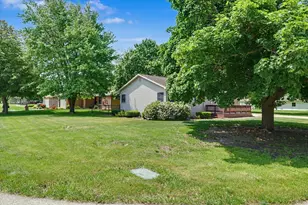 430 E Dent St, Gilman, IL 60938 - Photo 26