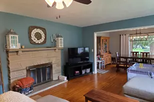 209 W 2nd St, Prophetstown, IL 61277 - Photo 6
