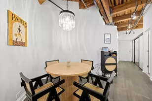 225 W Huron St, Chicago, IL 60654 - Photo 8