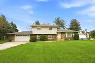 6650 Pavillion Rd, Yorkville, IL 60560 - Photo 1