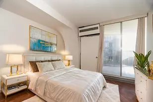 300 N State St, Chicago, IL 60654 - Photo 6