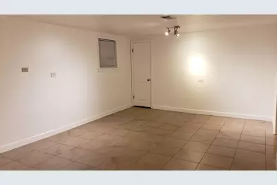 6707 N Keating Avenue, Lincolnwood, IL 60712 - Photo 10