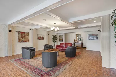 4050 Dundee Road #105, Northbrook, IL 60062 - Photo 2