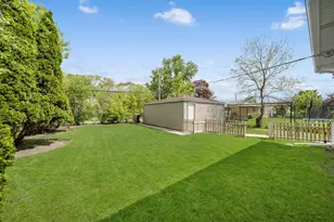 3816 Howard St, Skokie, IL 60076 - Photo 30