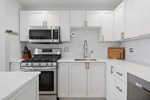 2306 W Bloomingdale Ave, Chicago, IL 60647 - Photo 16