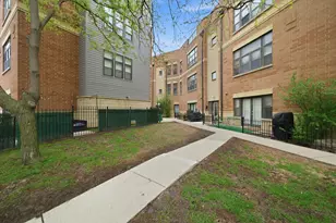 2306 W Bloomingdale Ave, Chicago, IL 60647 - Photo 4