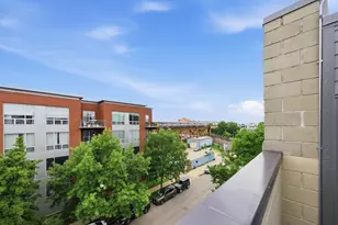 2306 W Bloomingdale Ave, Chicago, IL 60647 - Photo 32