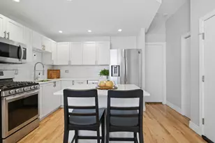 2306 W Bloomingdale Ave, Chicago, IL 60647 - Photo 14