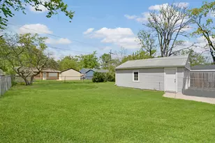 273 Mohawk St, Park Forest, IL 60466 - Photo 16