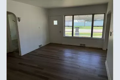 109 N 3rd Street, Hartsburg, IL 62643 - Photo 28