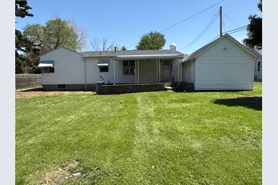 109 N 3rd Street, Hartsburg, IL 62643 - Photo 4