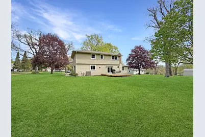 2711 Royal Oaks Drive, Freeport, IL 61032 - Photo 42