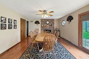 2711 Royal Oaks Dr, Freeport, IL 61032 - Photo 12