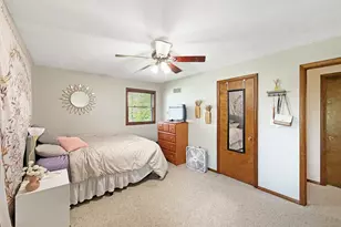 2711 Royal Oaks Dr, Freeport, IL 61032 - Photo 24