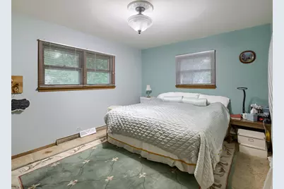 9308 Karlov Avenue, Skokie, IL 60076 - Photo 14
